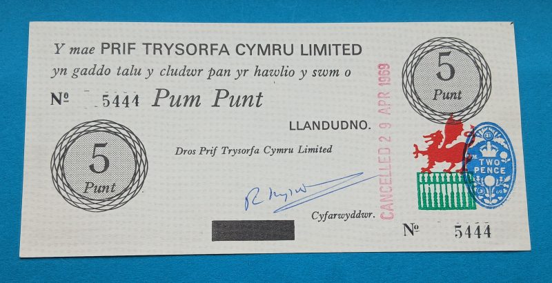 1969 Welsh Banknote Five Pounds Pum Punt (#390)